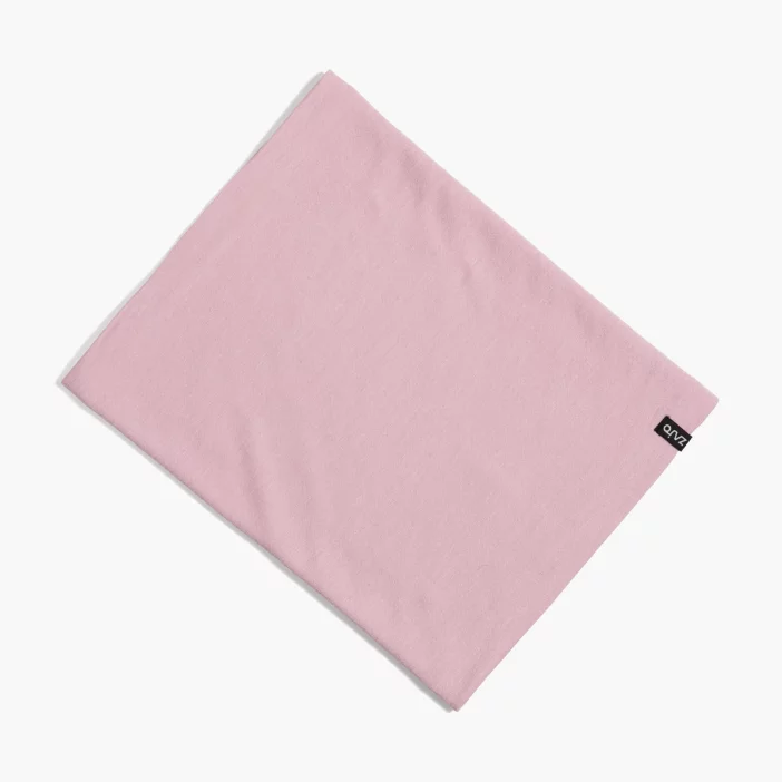 Hrejivý náčník z merino vlny