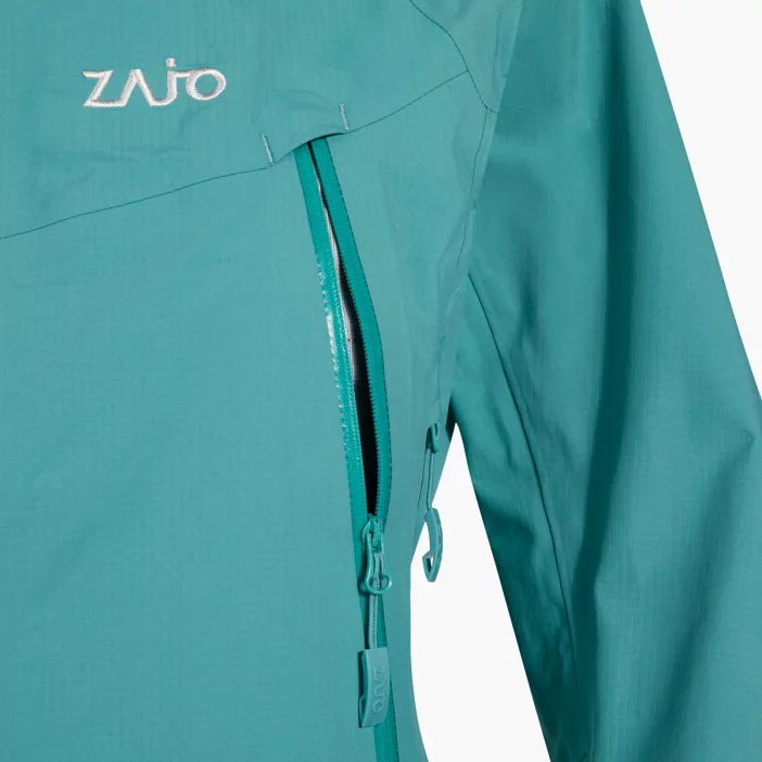 Nepremokavá hardshellová bunda s priedušnou membránou.