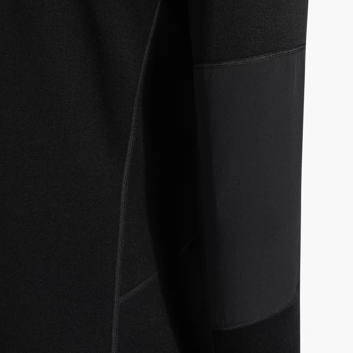 Odolná. strečová a hrejivá flisová Polartec bunda