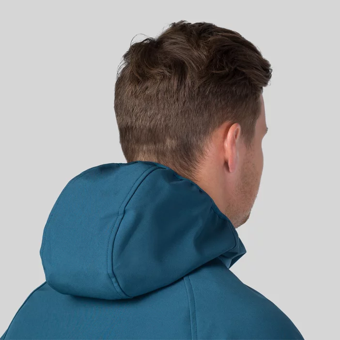 Ľahká a vetruodolná softshellová bunda.