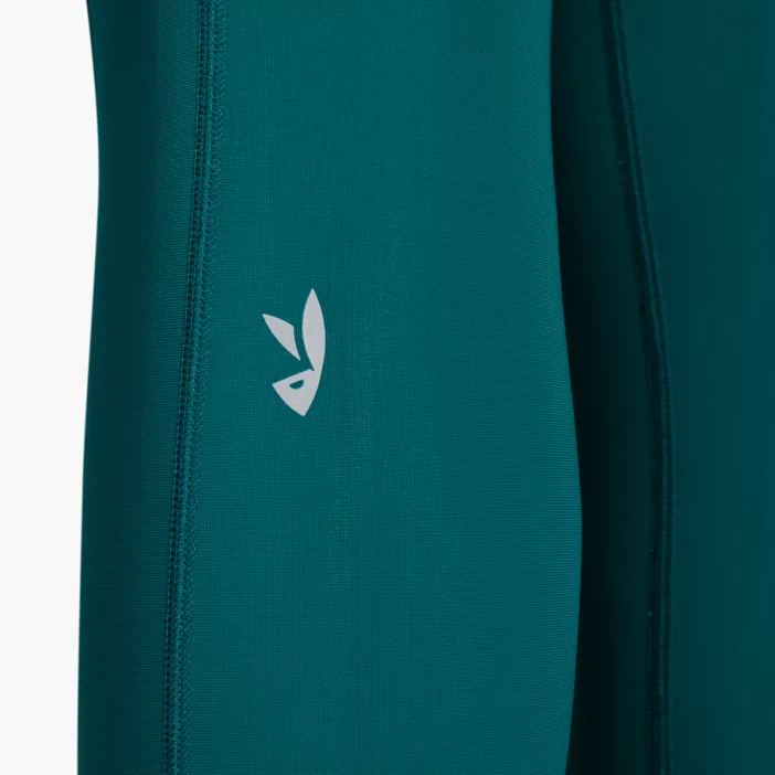 Odolné a zateplené turistické legíny