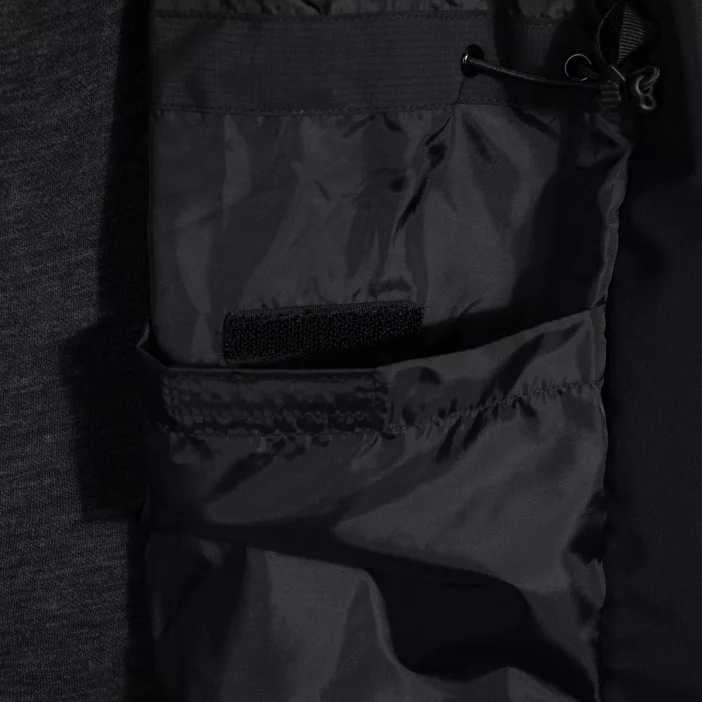 Ľahký a nepremokavý dámsky plášť.