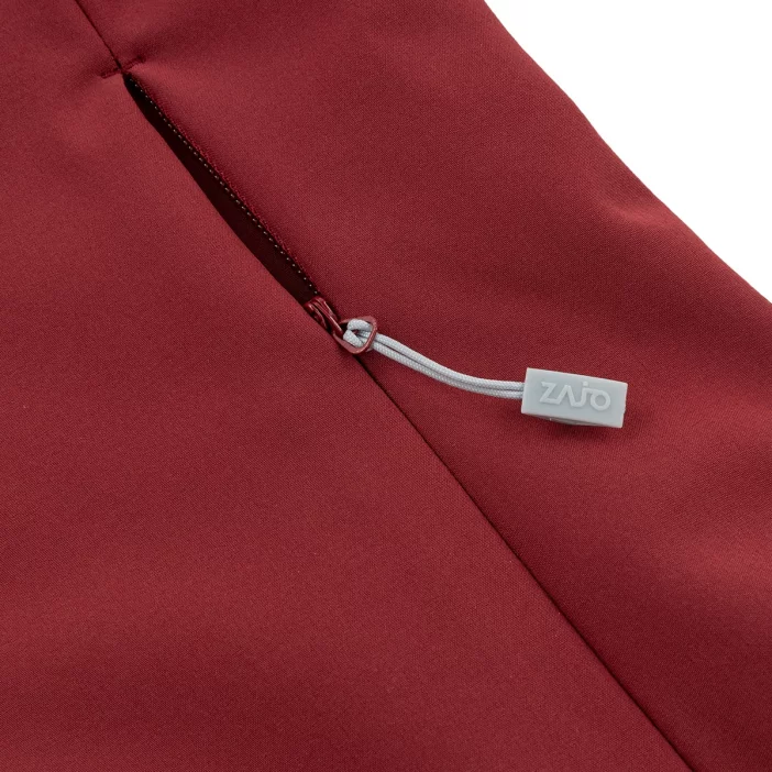 Ľahká a vetruodolná softshellová vesta