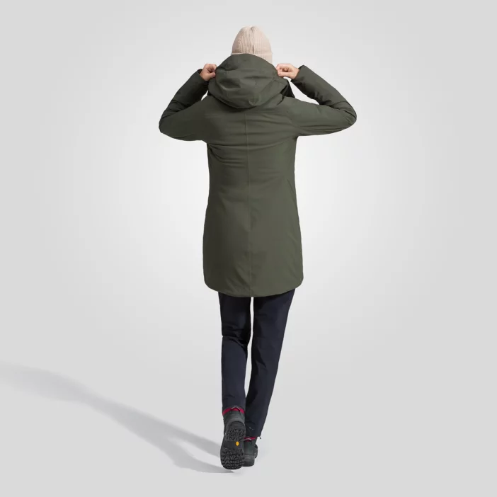 Zateplená a nepremokavá dámska parka.