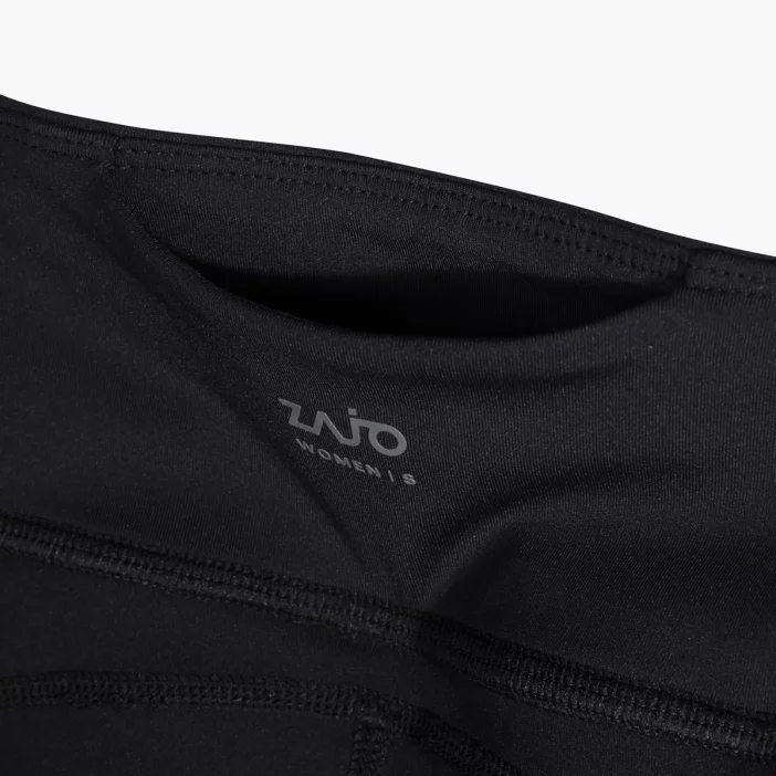 Ľahké dámske legínové šortky pre aktívny pohyb.