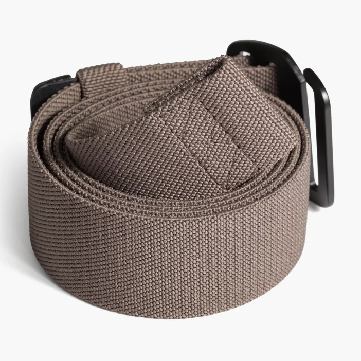 Technický elastický opasok pre extra pohodlie a voľnosť pohybu.