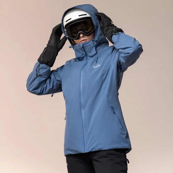 Odolná a nepremokavá lyžiarska bunda.