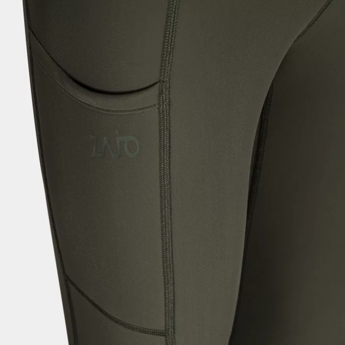 Odolné a zateplené turistické legíny