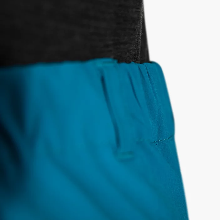 Odolné dámske turistické nohavice.