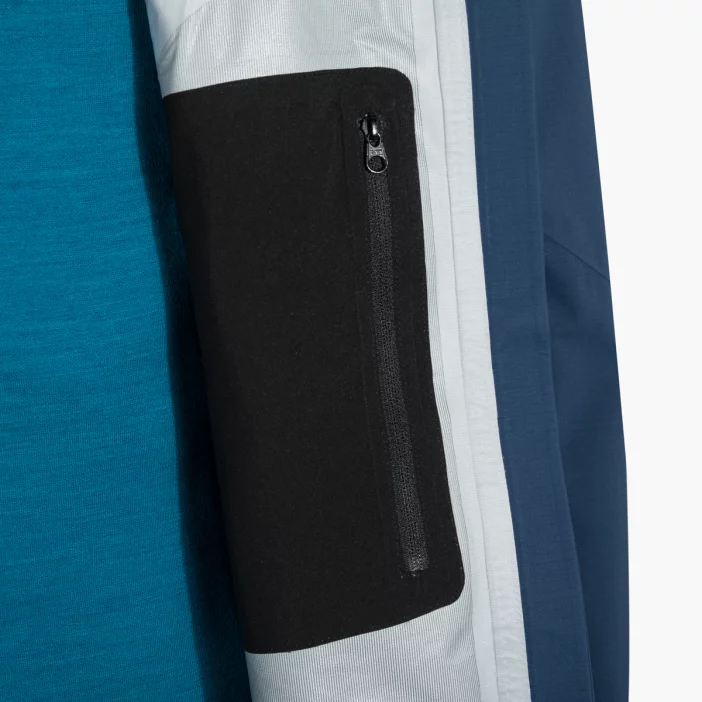 Nepremokavá hardshellová bunda s priedušnou membránou