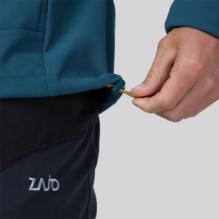 Ľahká a vetruodolná softshellová bunda.