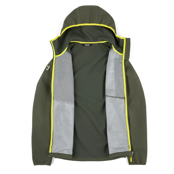 Ľahká a vetruodolná softshellová bunda.