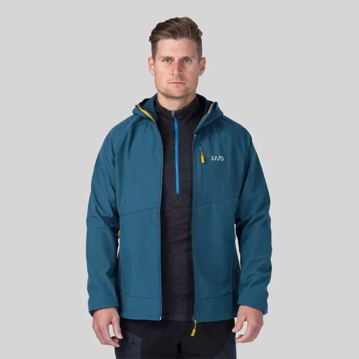 Ľahká a vetruodolná softshellová bunda.