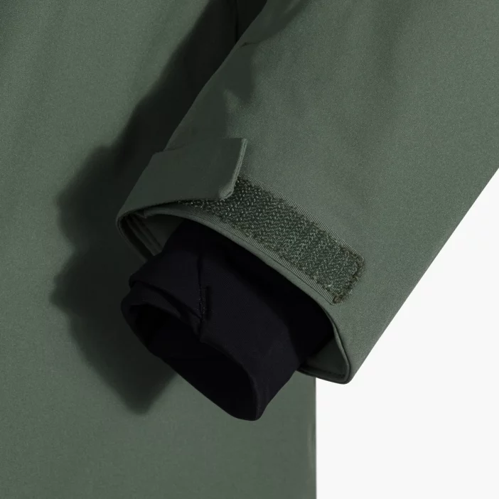 Odolná a nepremokavá lyžiarska bunda.