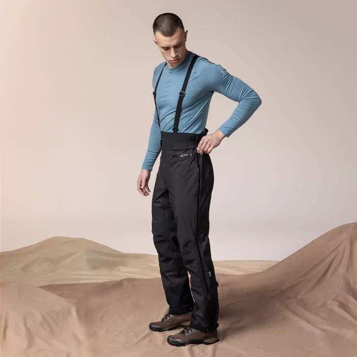 Nepremokavé hardshellové nohavice s priedušnou membránou