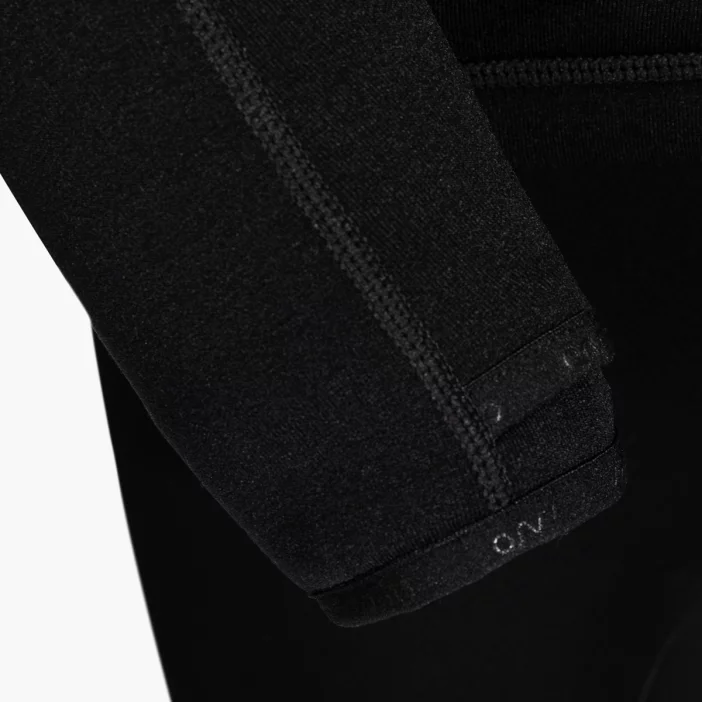 Odolná. strečová a hrejivá flisová Polartec bunda