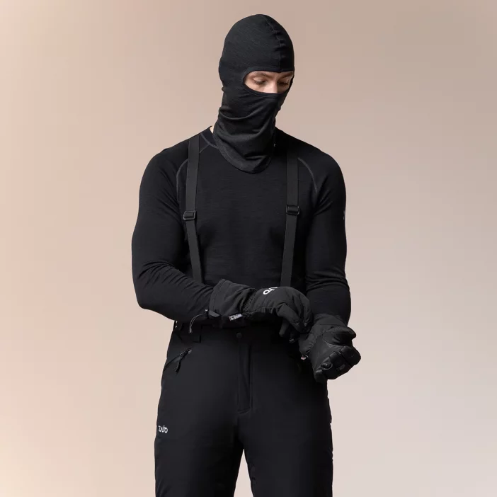 Ochranná kukla z jemnej merino vlny.