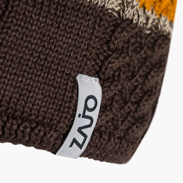 Teplá vlnená zimná čiapka.