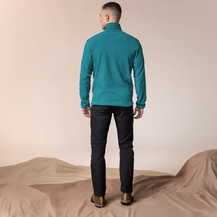 Hrejivý flisový Polartec rolák.