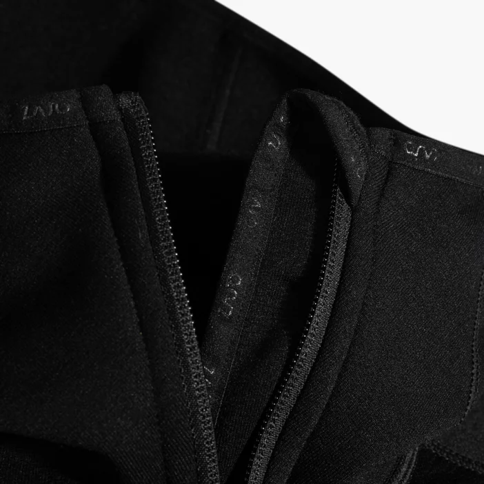 Odolná. strečová a hrejivá flisová Polartec bunda