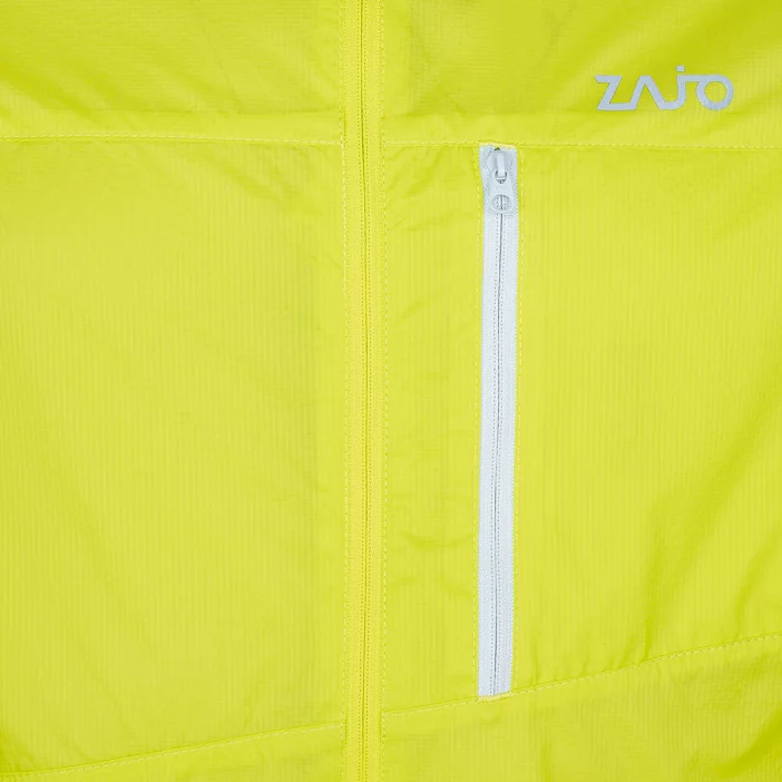 Ultraľahká pánska vetruodolná bunda.