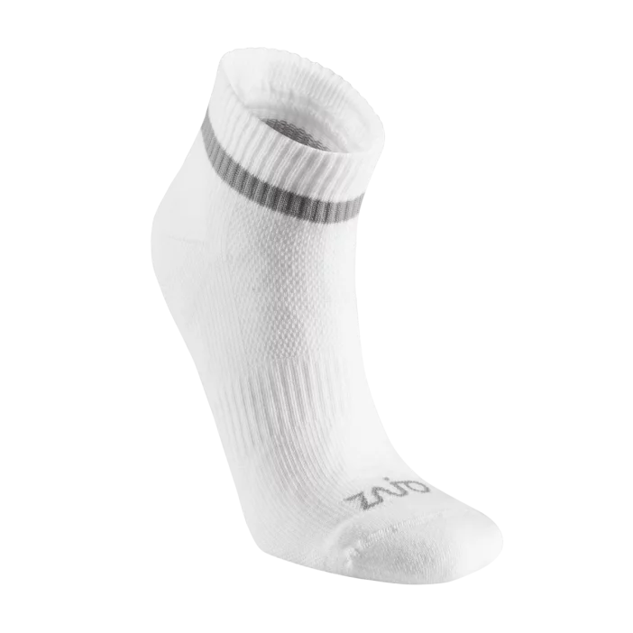 Stredne hrubé chladivé ponožky na turistiku aj každodenné nosenie.