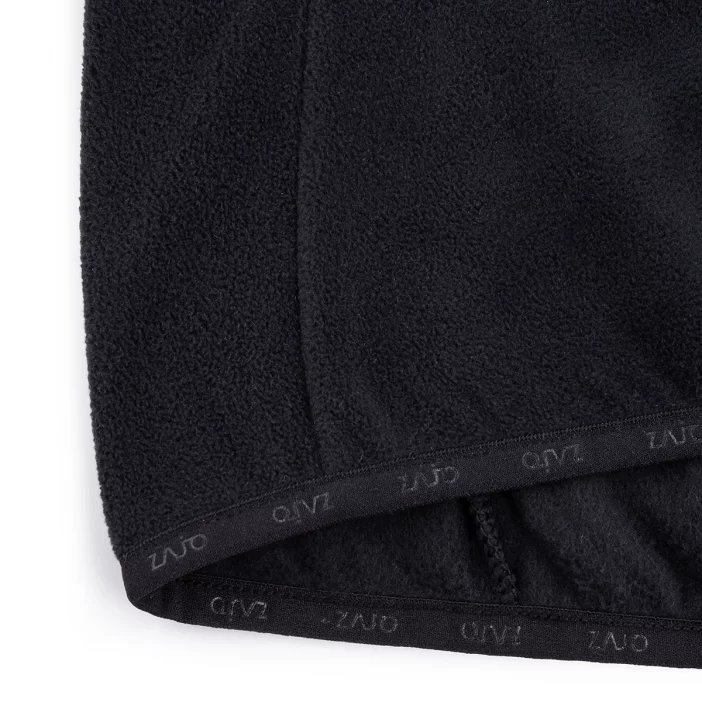 Hrejivý flisový Polartec rolák.