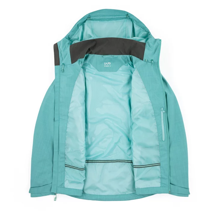 Nepremokavá bunda s priedušnými vlastnosťami.