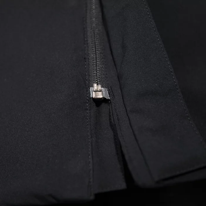 Zateplená a nepremokavá detská parka.