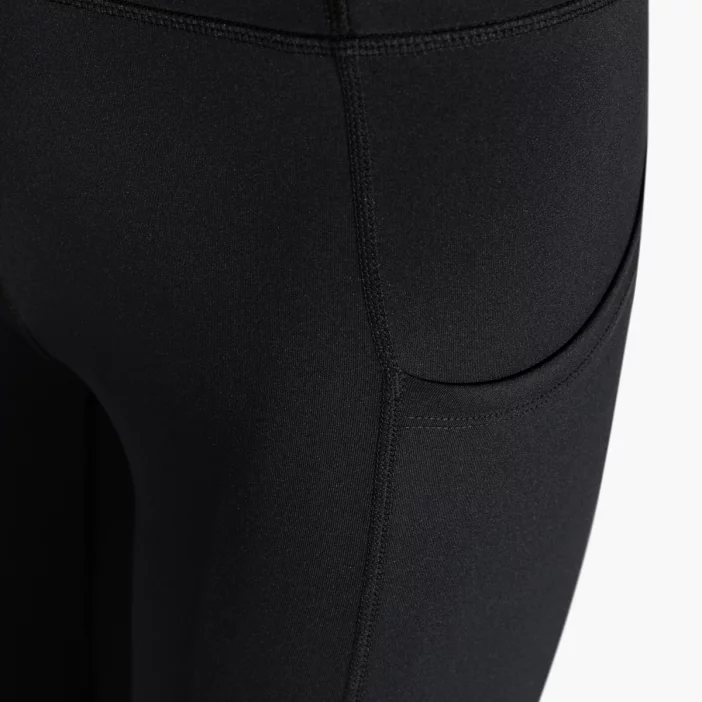 Ľahké dámske legíny so 7/8 dĺžkou pre aktívny pohyb.