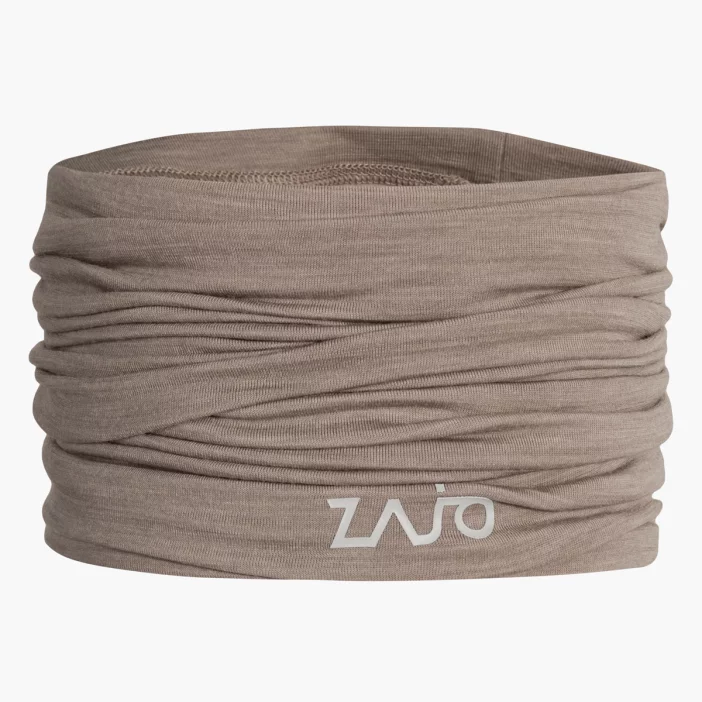 Ľahký náčník z jemnej merino vlny.