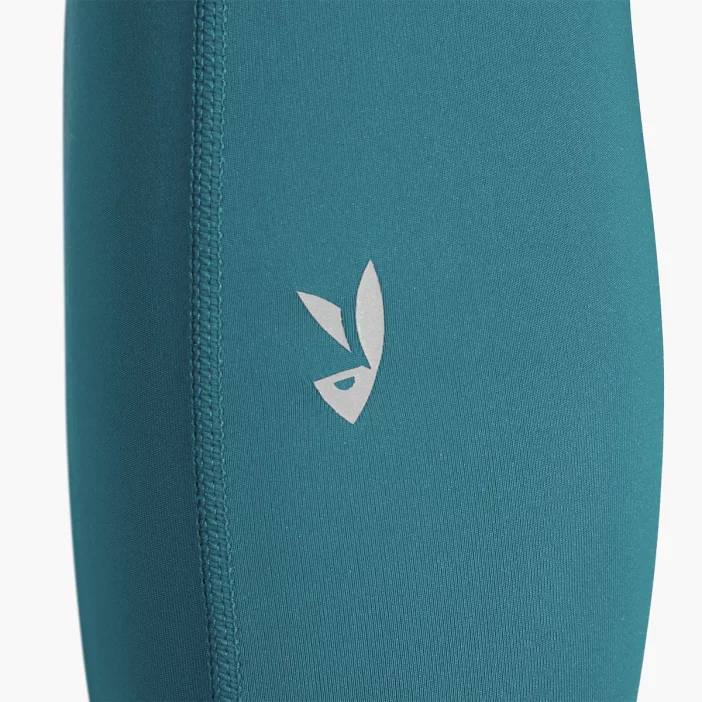 Ľahké dámske legíny so 7/8 dĺžkou pre aktívny pohyb.