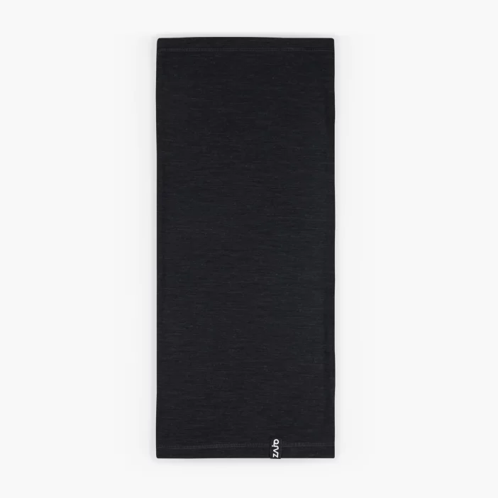 Ľahký náčník z jemnej merino vlny.