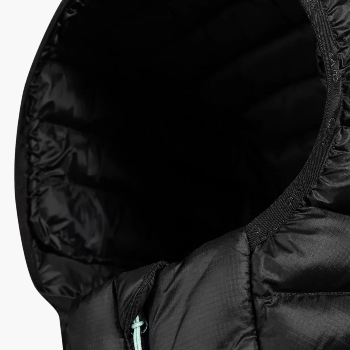 Ľahká hrejivá bunda so syntetickou izoláciou