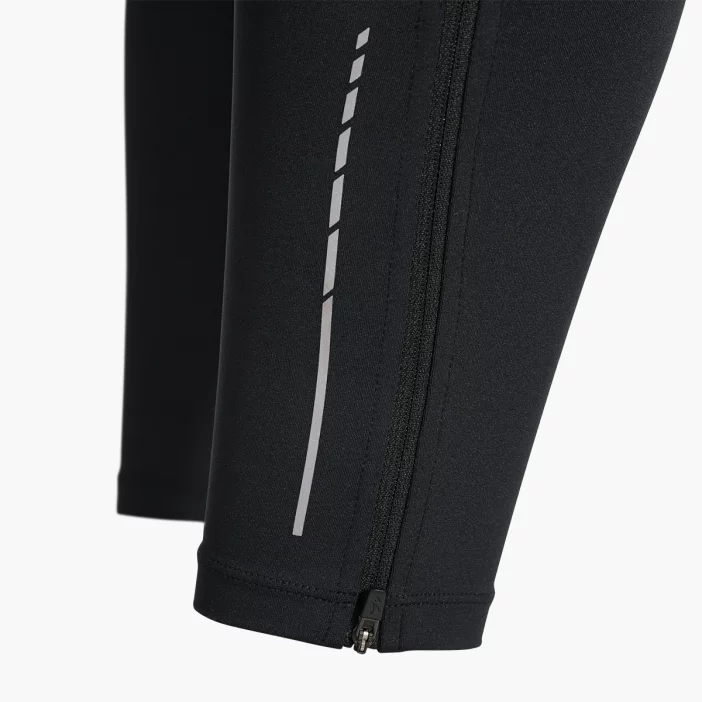 Pánske elastické priliehavé nohavice.