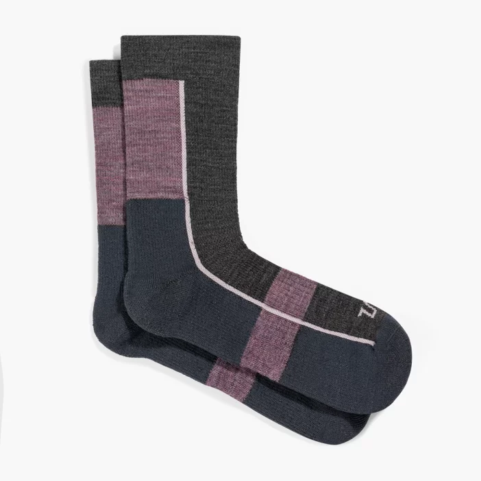 Teplé ponožky z merino vlny pre aktívny pohyb.