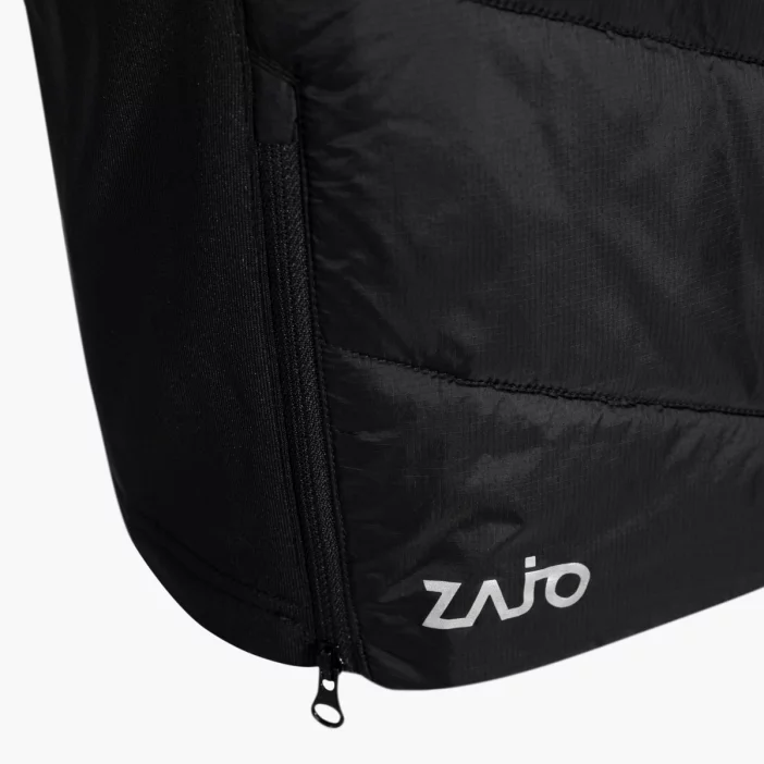 Technická turistická sukňa z troch rôznych materiálov.