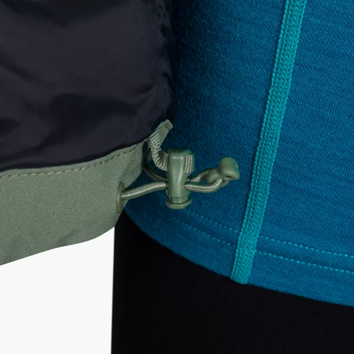 Odolná a nepremokavá lyžiarska bunda.