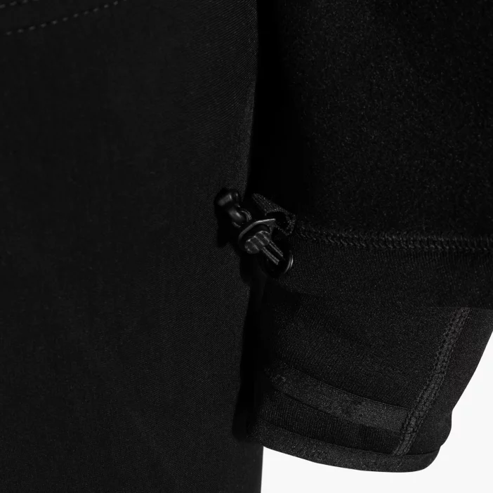 Odolná. strečová a hrejivá flisová Polartec bunda