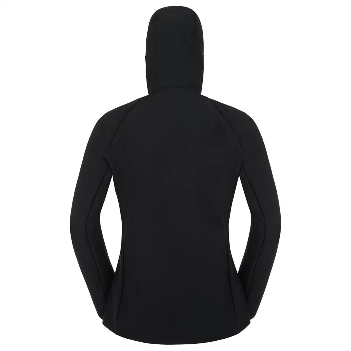 Ľahká a vetruodolná softshellová bunda.