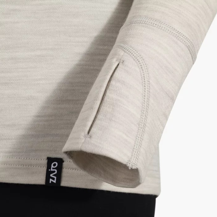 Hrejivý dámsky top z merino vlny