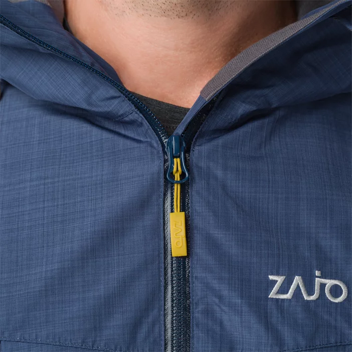 Nepremokavá bunda s priedušnými vlastnosťami.