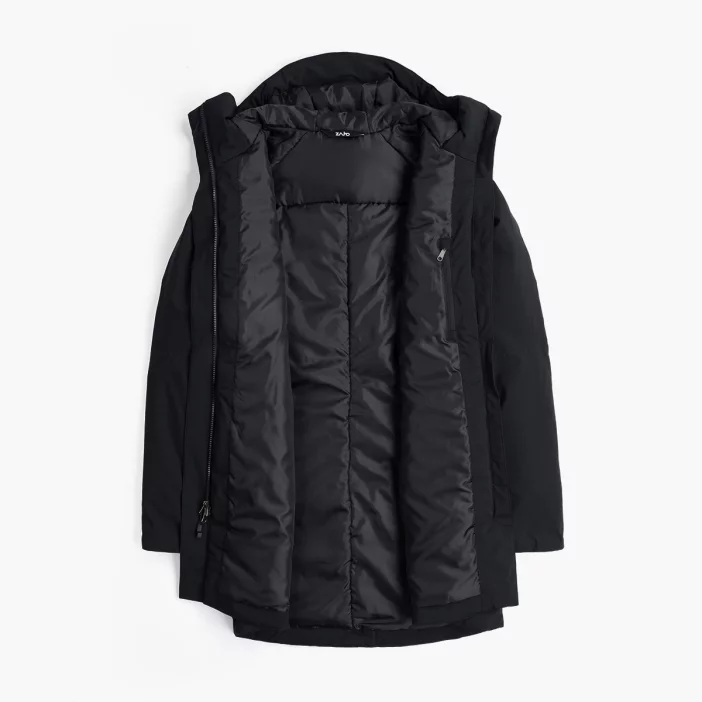 Zateplená a nepremokavá dámska parka.