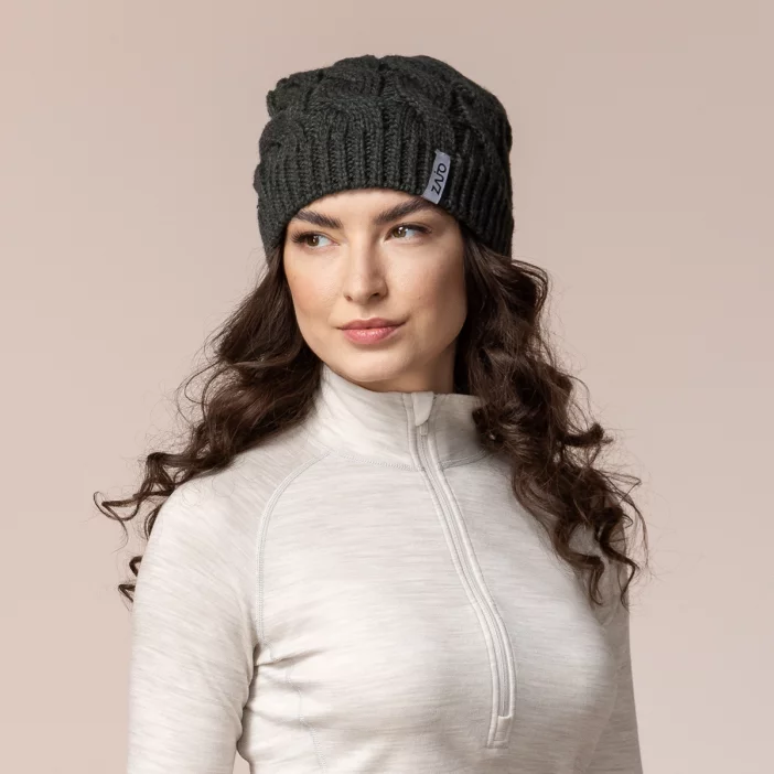 Hrejivý dámsky top z merino vlny