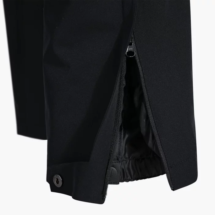 Odolné a nepremokavé lyžiarske nohavice.