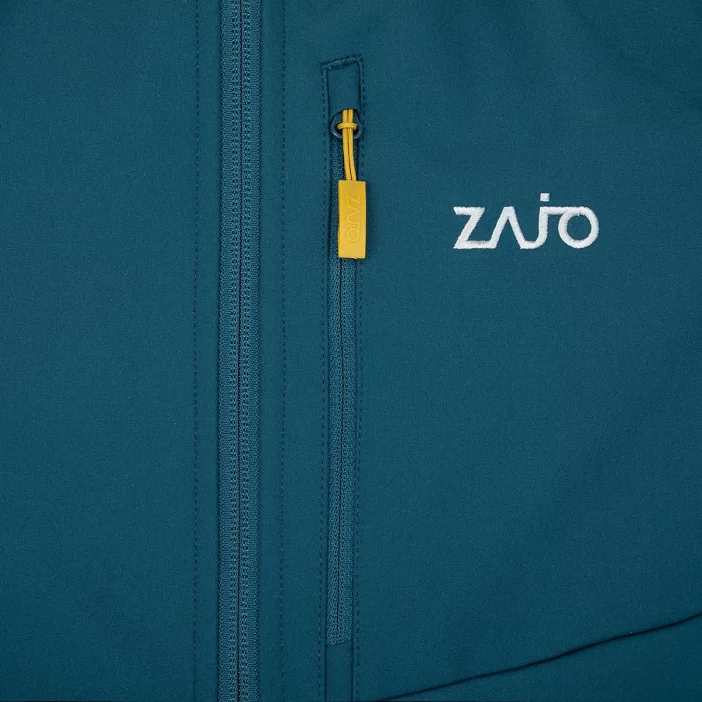 Ľahká a vetruodolná softshellová bunda.