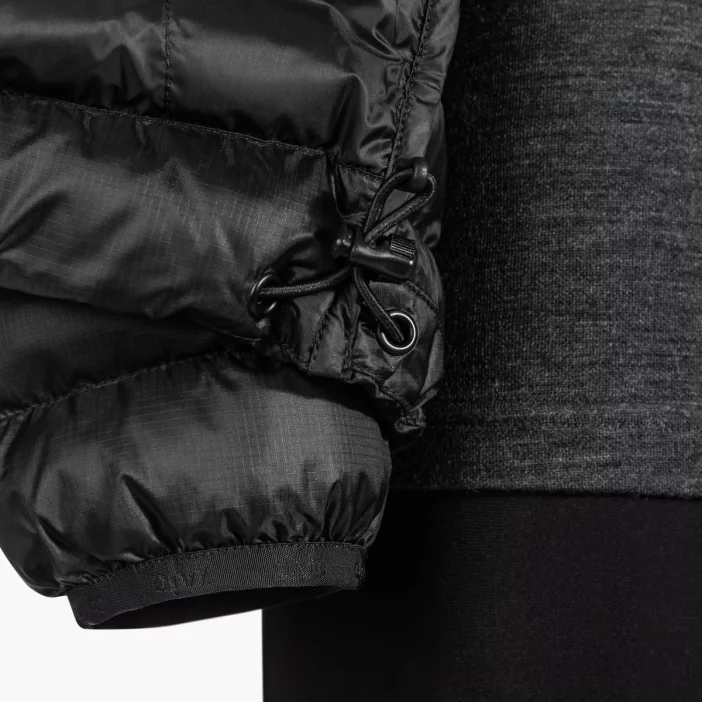 Ľahká hrejivá bunda so syntetickou izoláciou