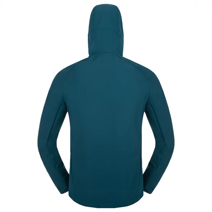 Ľahká a vetruodolná softshellová bunda.