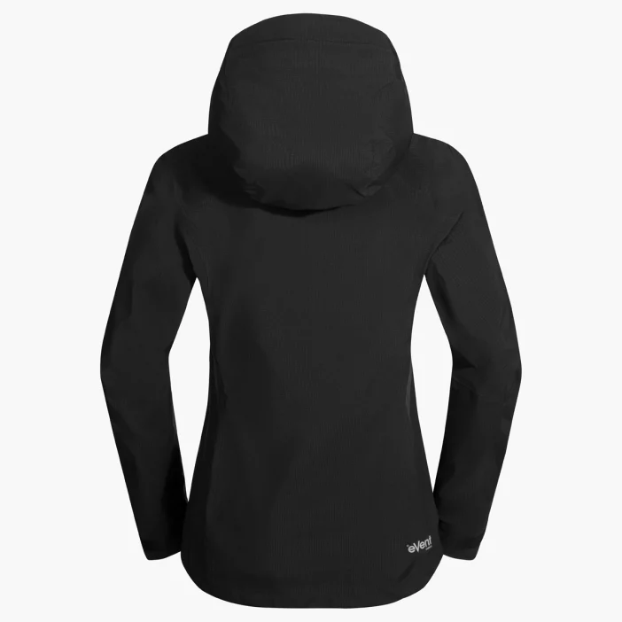 Nepremokavá hardshellová bunda s priedušnou membránou.