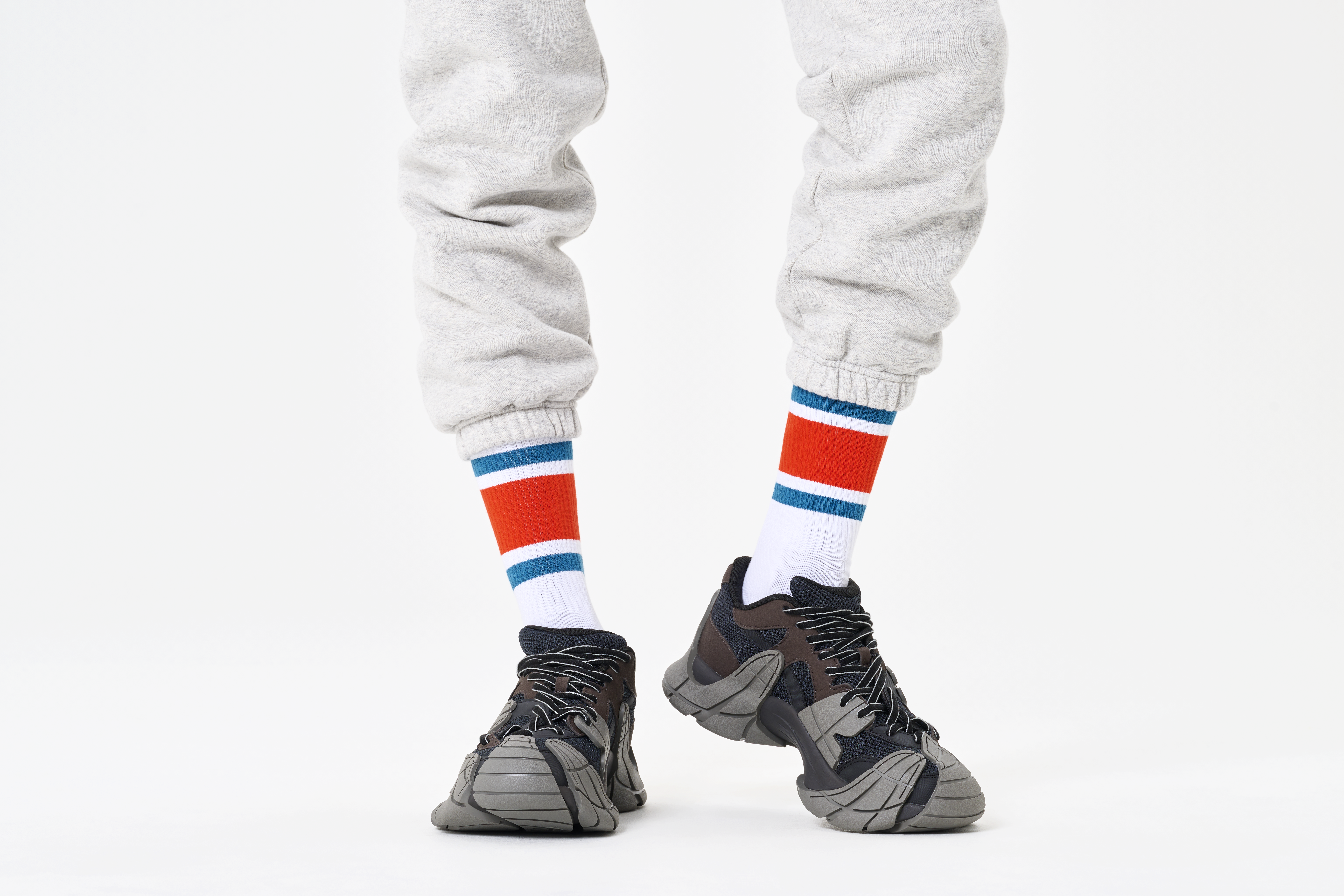 Simple Stripe Sneaker Sock